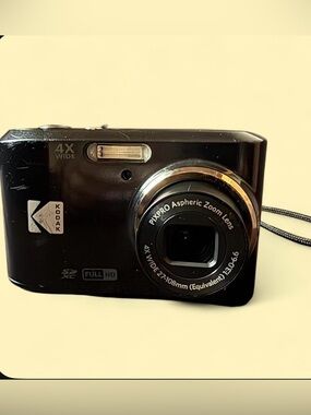 Kodak Pixpro 45 Black Compact Digital Camera with 4x Zoom Lens